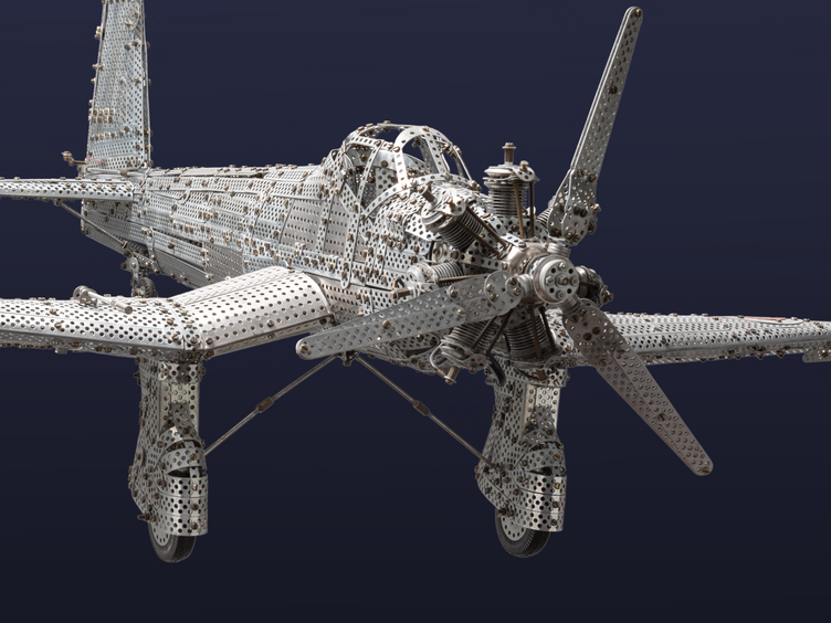 Modellflugzeug aus Metall.