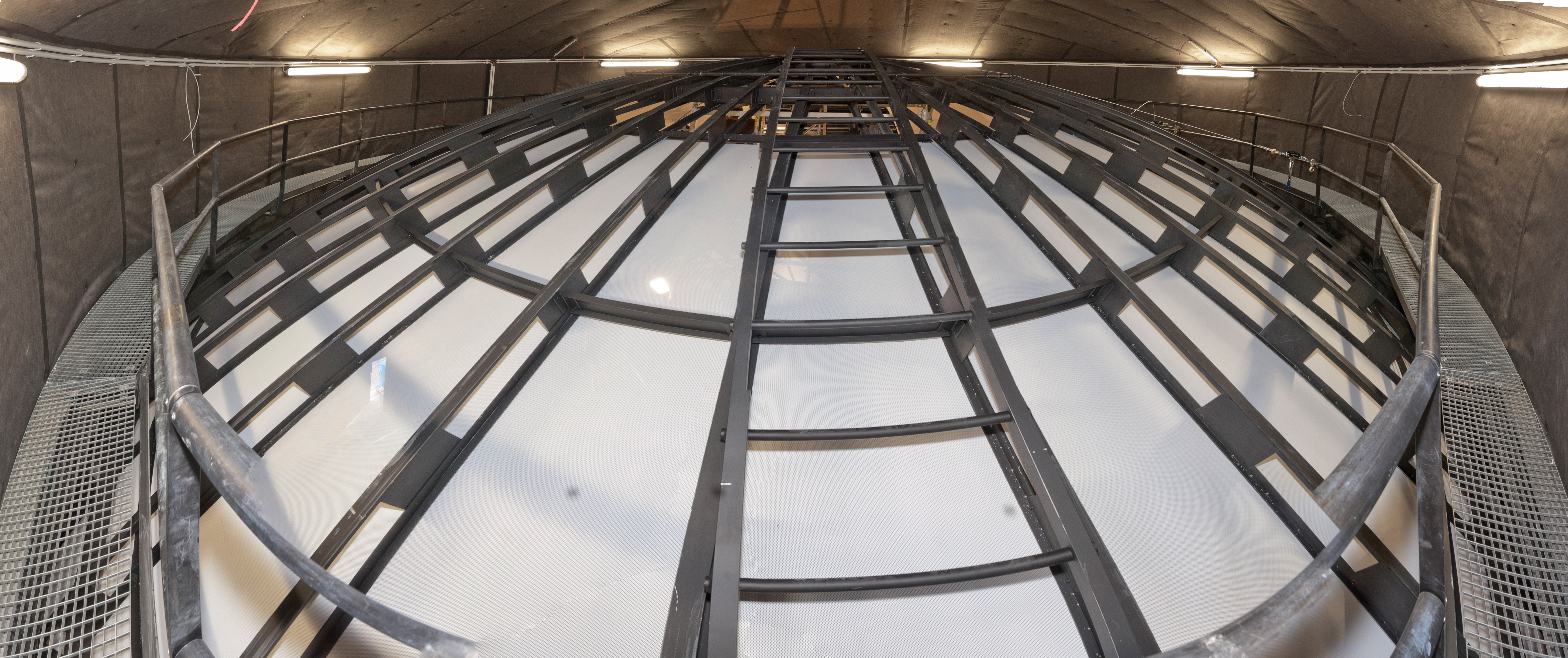 View of the dome with arched girders.