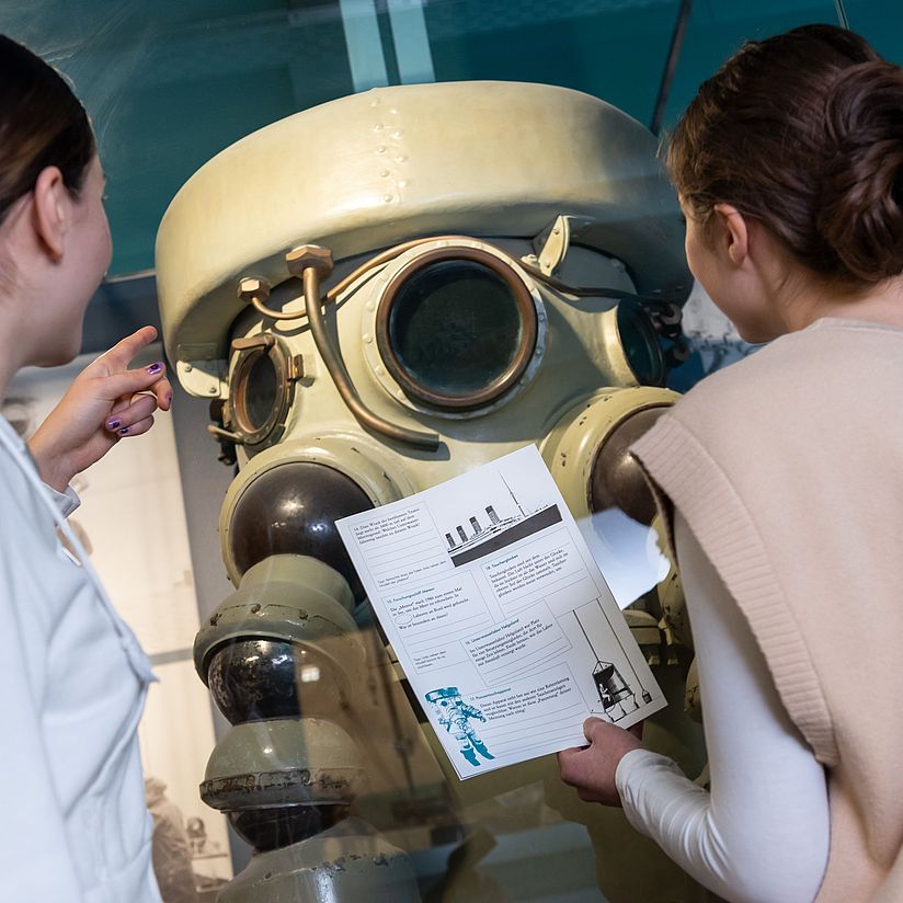 Entdeckertour durch die Ausstellung Meeresforschung.