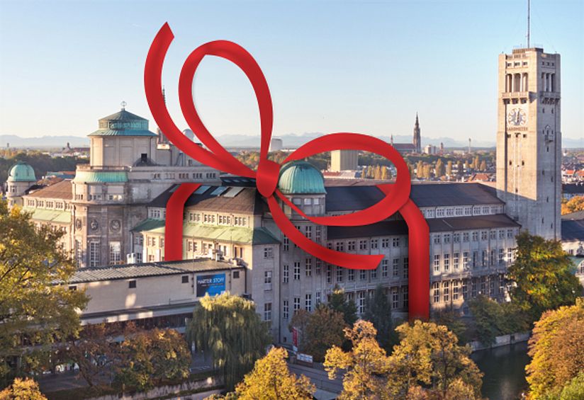 Luftaufnahme der Museumsinsel mit roter Schleife als Symbol für die Geschenkmitgliedschaft