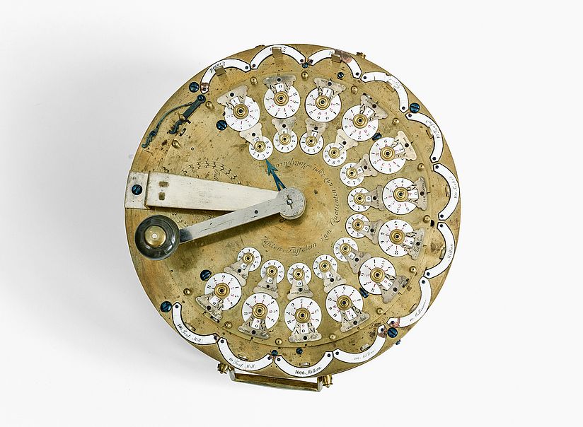 Vierspezies-Rechenmaschine.