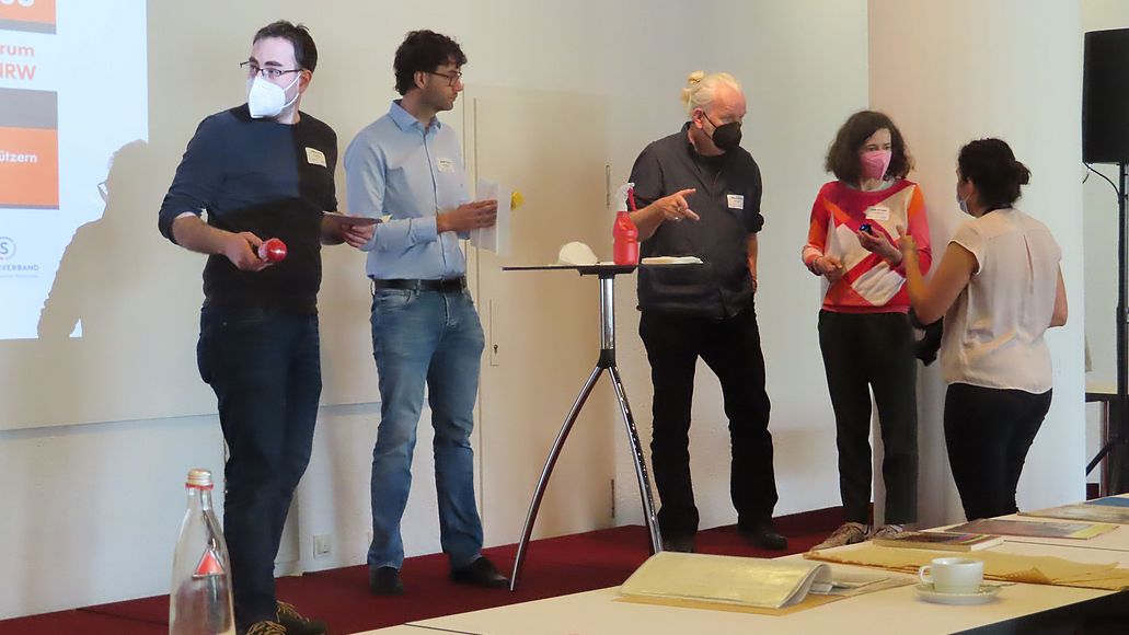 Team auf der Bühne