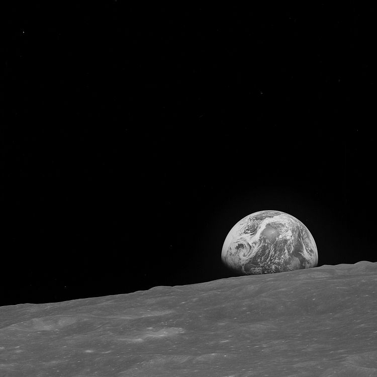Earthrise, fotografiert von der Apollo 8
