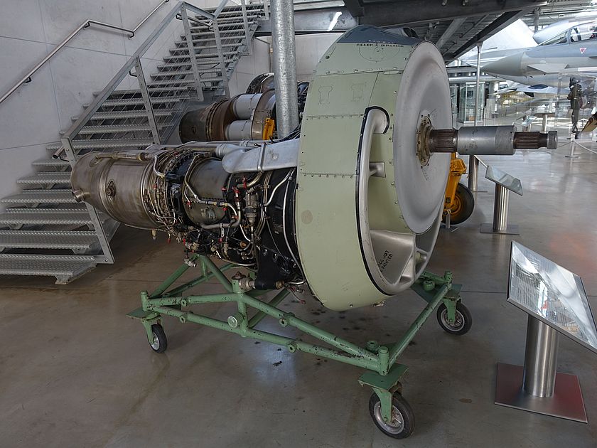 Propeller-Turbinen-Triebwerk Double Mamba in der Flugwerft Schleißheim.