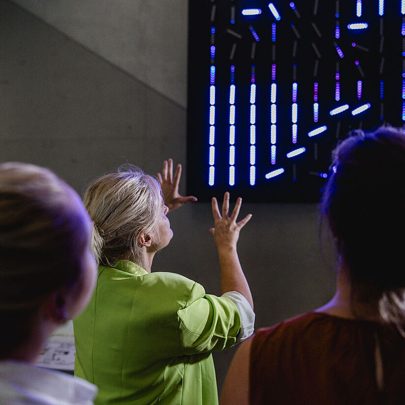 Kinetic Wall