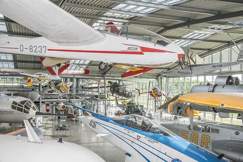 Ein Blick in die neue Ausstellungshalle in der Flugwerft Schleißheim.