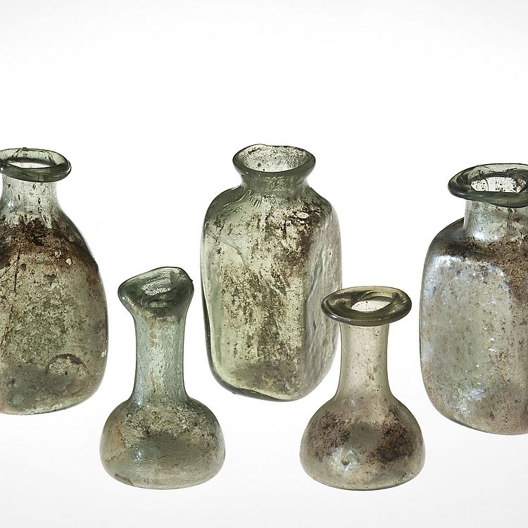 Flaschen aus Glas, historisch