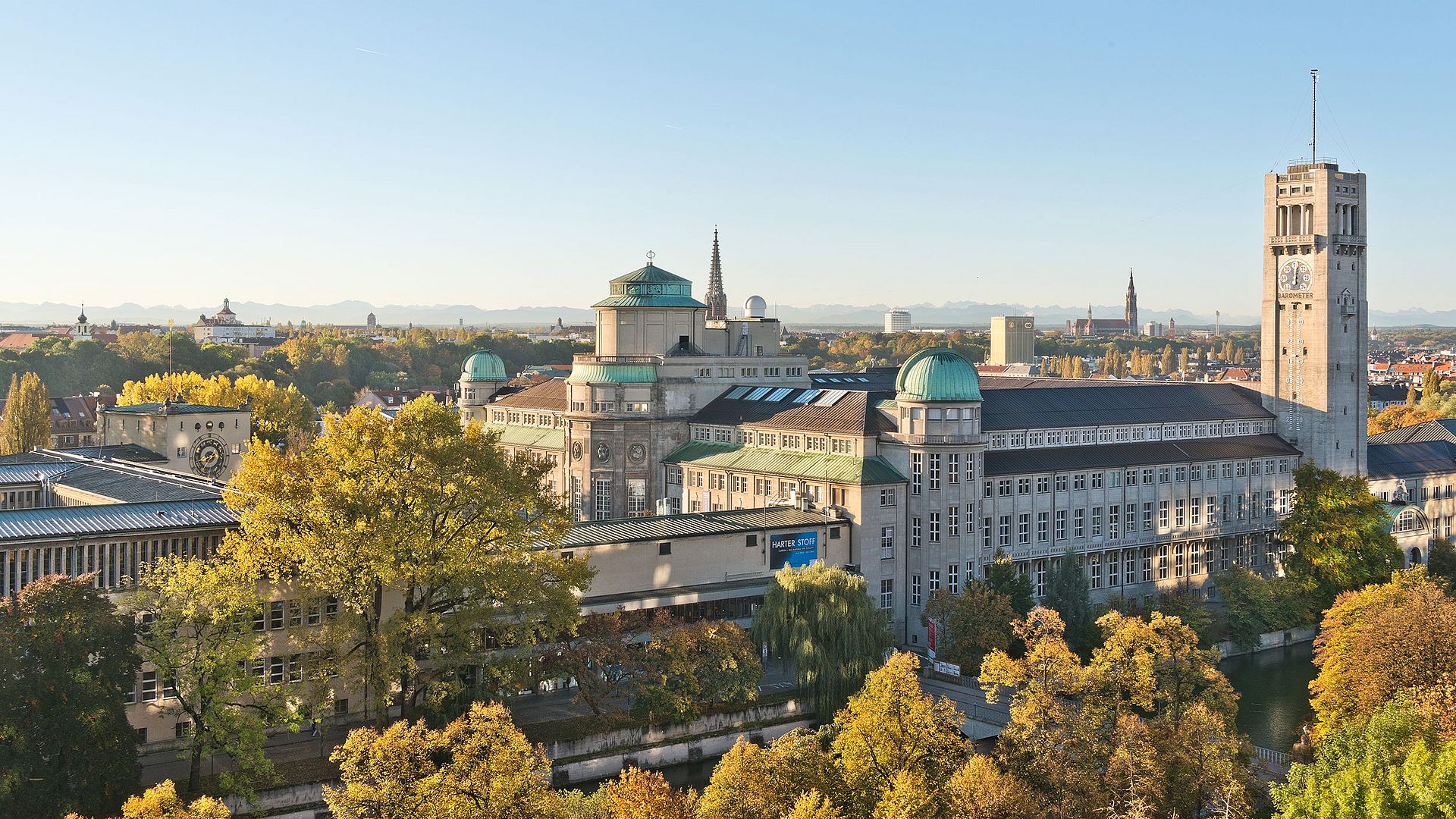 Blick auf Museumsinsel Blick auf die Museumsinsel mit dem Sammlungsbau in München