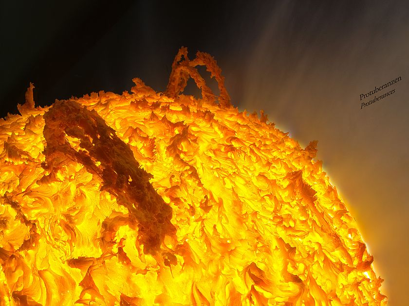 Modell der Sonne in der Ausstellung Astronomie.