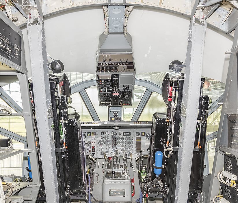 Blick in das Cockpit.