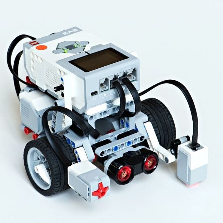 Aufnahmen von einem Roboter mit Sensoren des TUM Lab im Deutschen Museum.