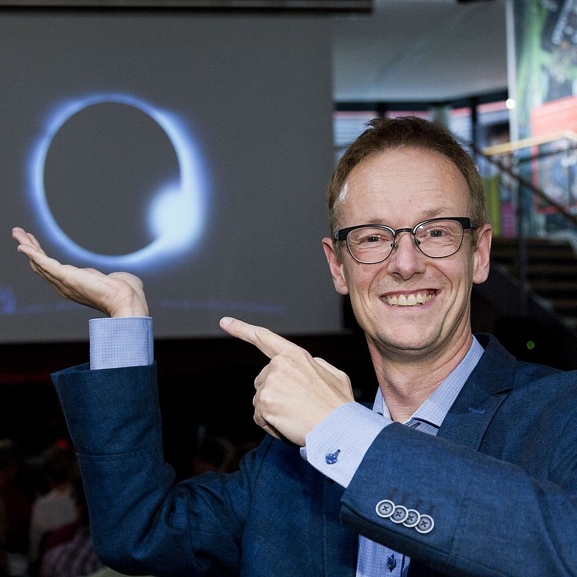 Veranstaltungsreihe SternenHimmel Live mit Paul Hombach im Deutschen Museum Bonn