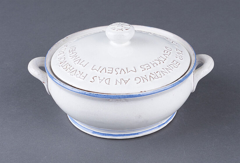 Weißwursttopf mit Deckel.