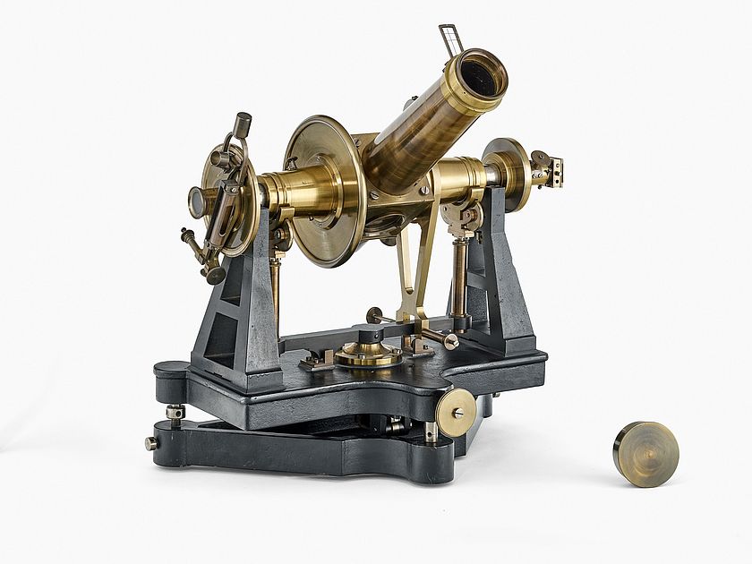 Durchgangsinstrument für astronomische Zeitbestimmung.