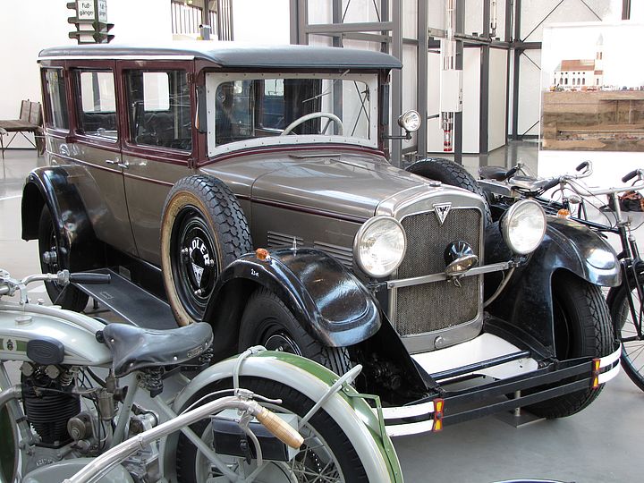 Adler Standard 6 S im Bereich Fahrzeuge der 20er Jahre.