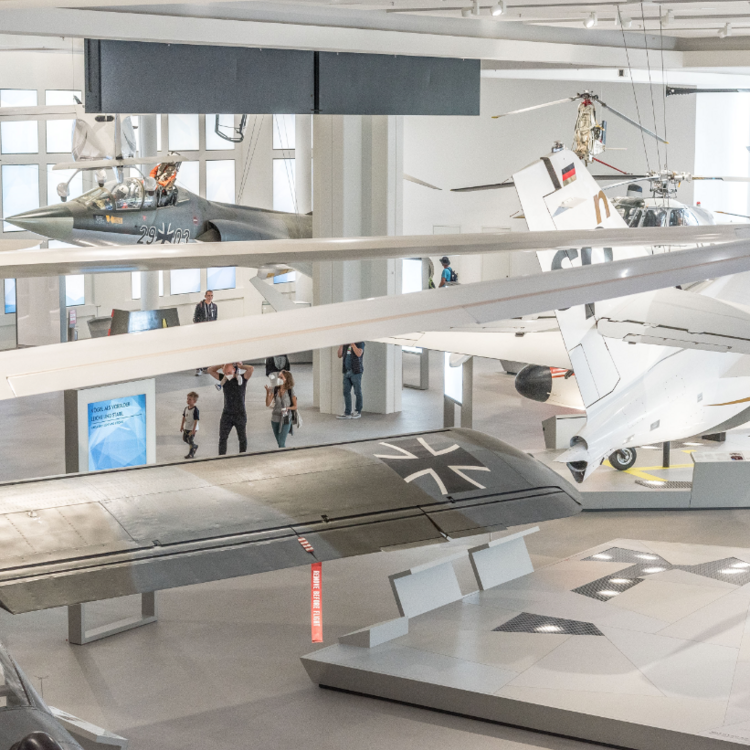 Ansicht Ausstellung Moderne Luftfahrt