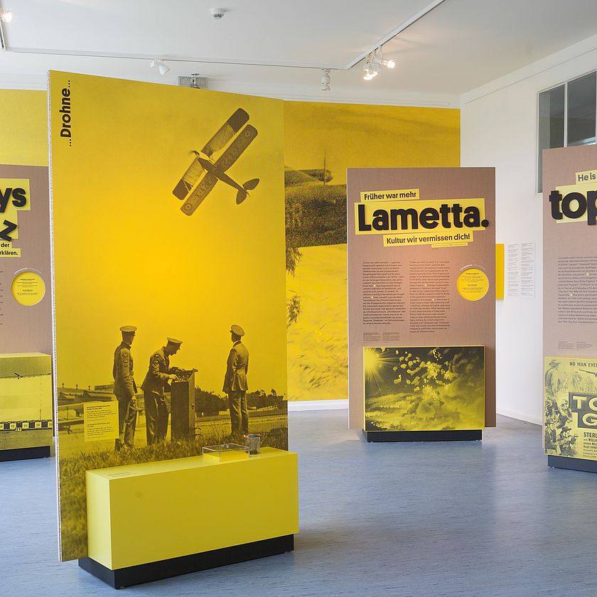 Module in der Ausstellung "Bombenwetter"