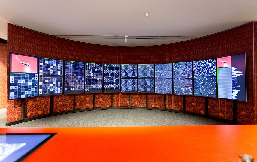 Exponat Convolutional Neural Network im Erlebnisraum KNN Deutsches Museum Bonn.