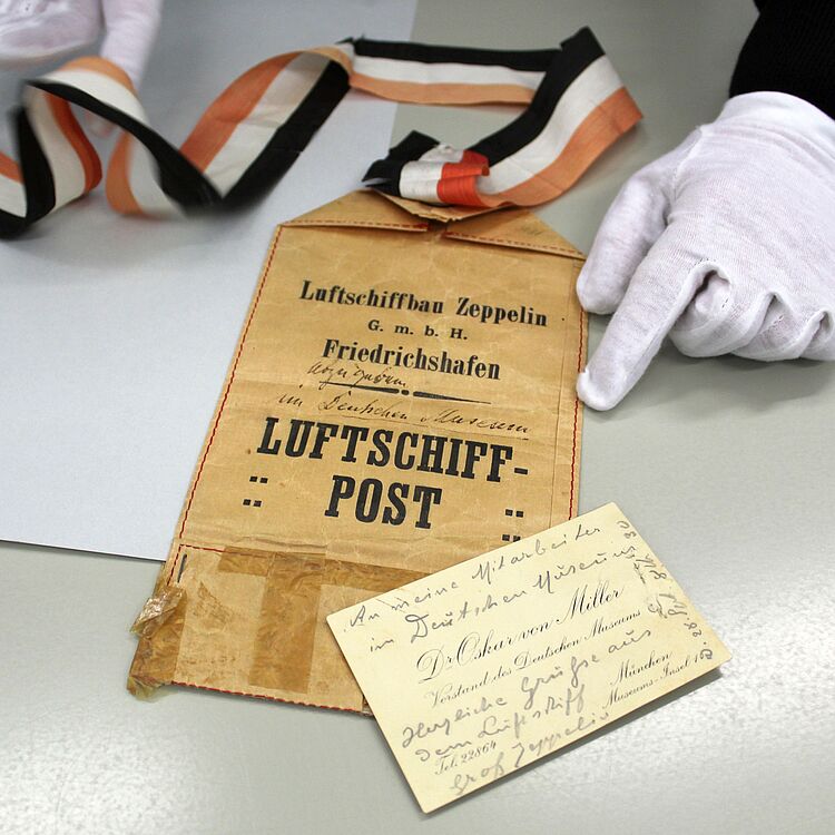 Karte mit Umschlag von Oskar von Miller aus dem Jahr 1929.