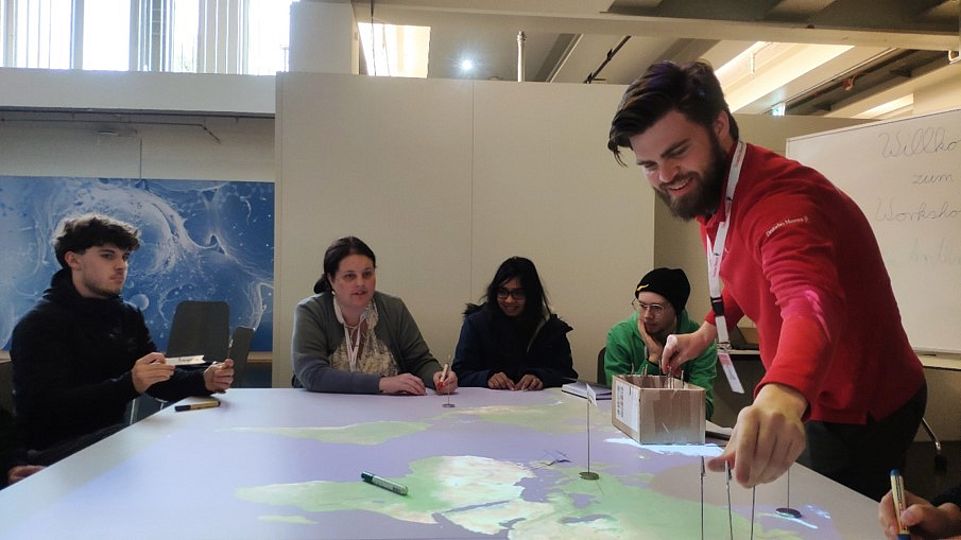 Teilnehmerinnen und Teilnehmer des Workshops "Die Stadt im Anthropozän".