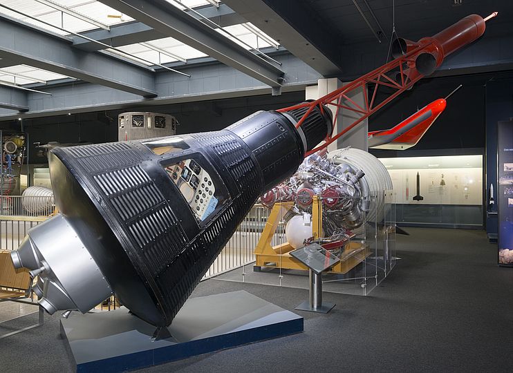 Die Mercury-Raumkapsel in der Raumfahrt-Ausstellung.