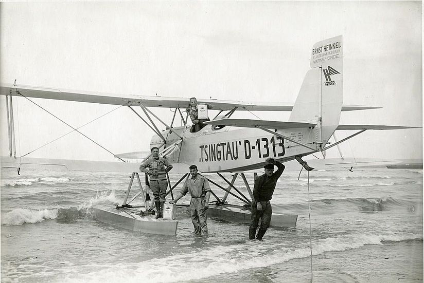 Plüschow Das Flugzeug Heinkel He 12