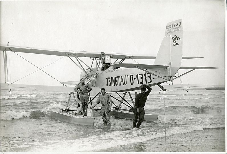 Plüschow Das Flugzeug Heinkel He 12