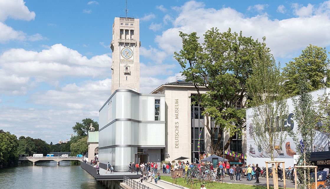 Deutsches Museum mit neuem Eingang.