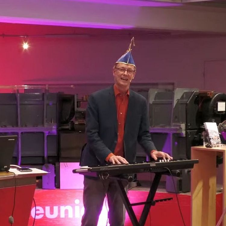 Veranstaltungsreihe SternenHimmel Live mit Paul Hombach im Deutschen Museum Bonn