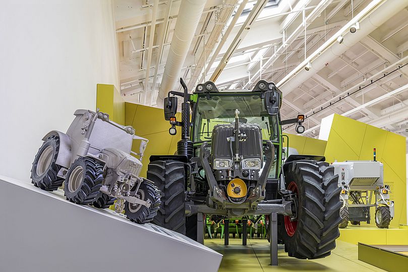 Prototyp eines Fendt Traktors mit Tastmodell