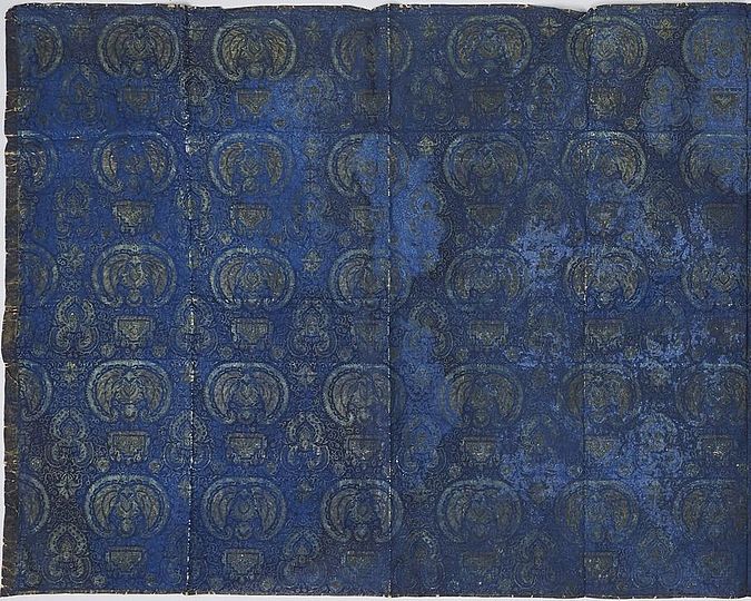 Blau eingefärbter Stoff für einen gemusterten Sarong. Zwischenstadium aus einer Fertigungsreihe zum Batikverfahren in Java. Sammlung Albert Grubauer, Niederländisch-Indien, 1908/09.