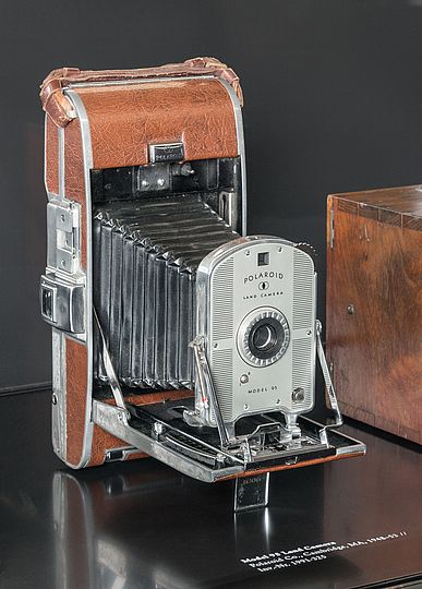 Polaroid Model 95 Land Camera.