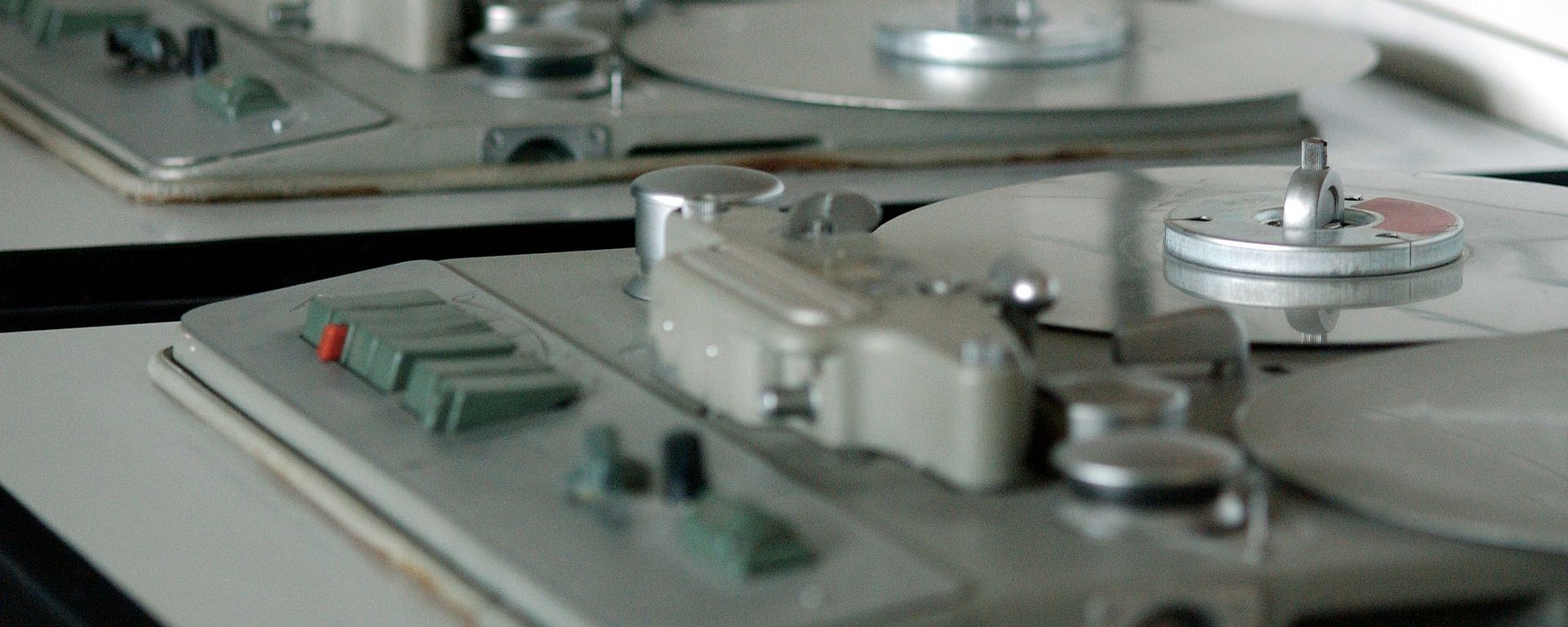 Detailaufnahme Siemens-Studio für elektronische Geräte.