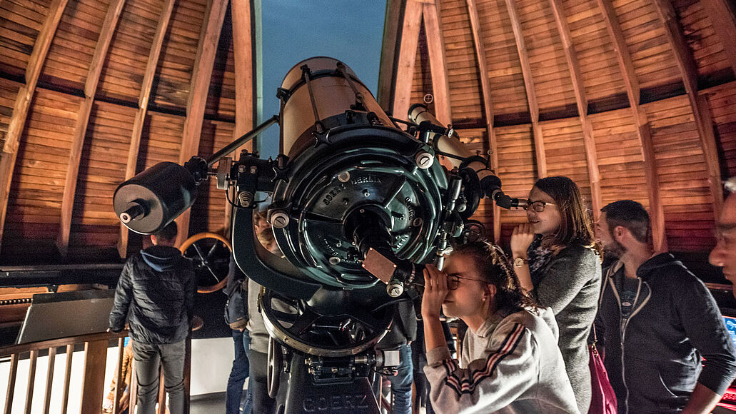 zur Beobachtergruppe des Deutschen Museums