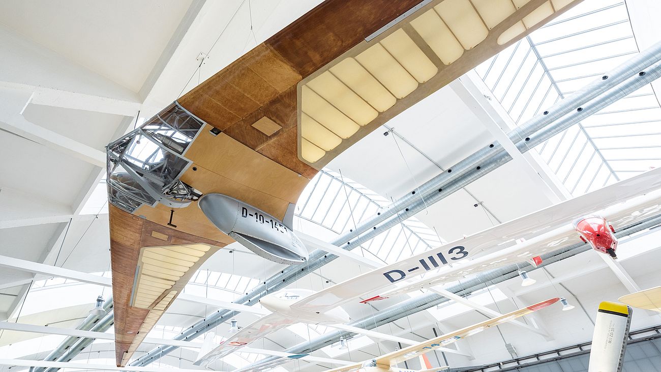 Nurflügelsegelflugzeug Horten H IV in der Flugwerft Schleißheim.