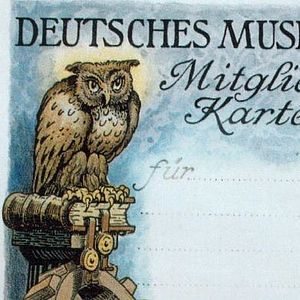 Vintage Mitgliedskarte von 1921 mit Museumseule auf Zahnrad