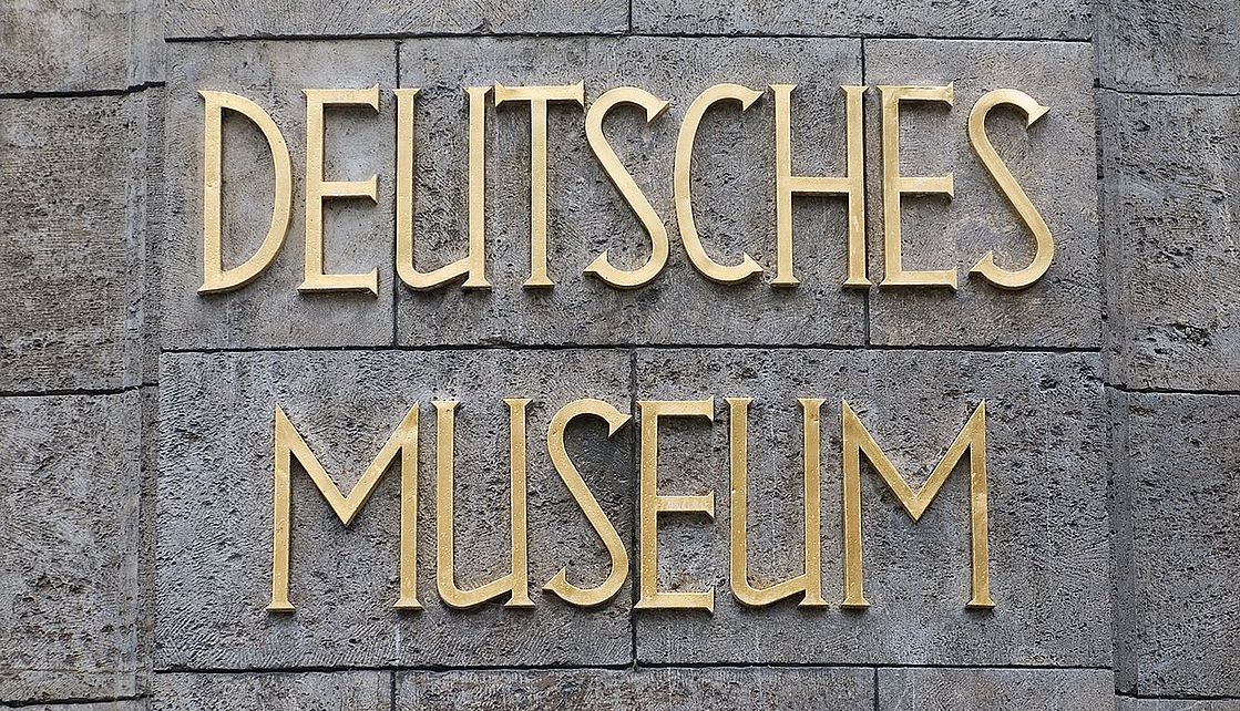 Schriftzug Deutsches Museum