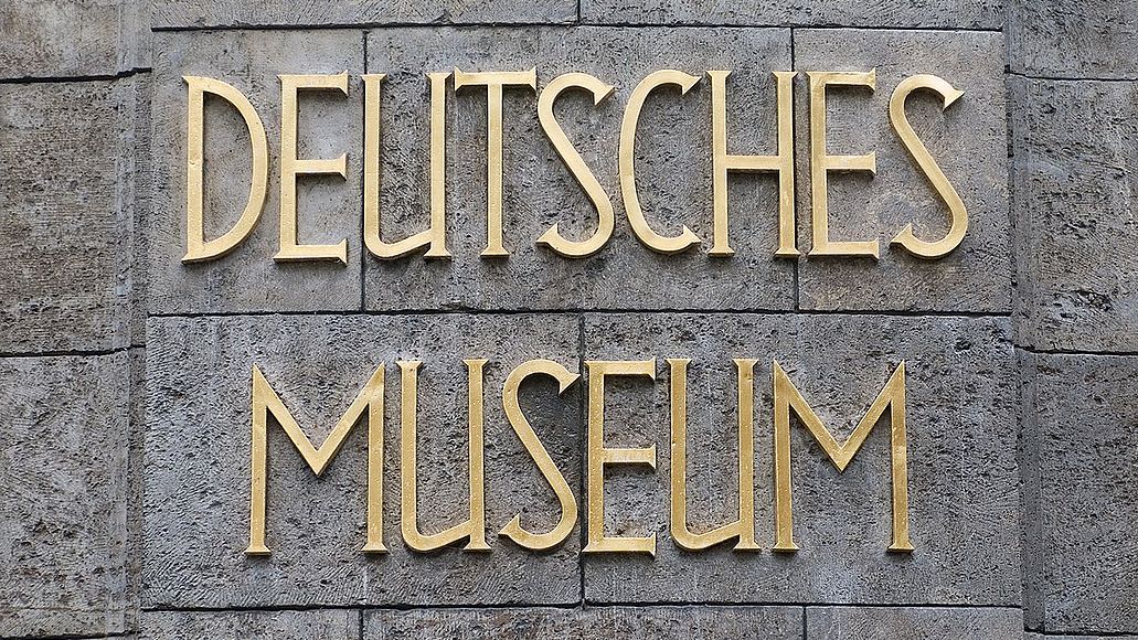 Schriftzug Deutsches Museum Museum
