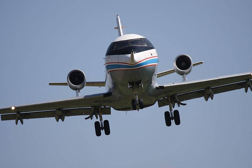 A distinctive feature was the placement of the engines on pylons above the wings.