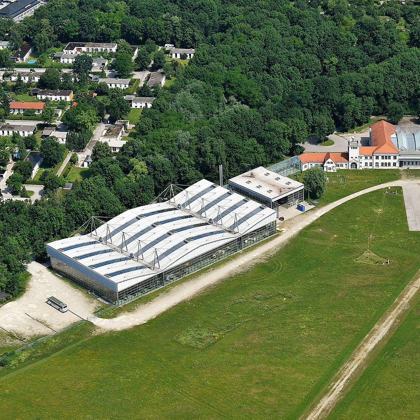 Luftaufnahme der Flugwerft Schleißheim.