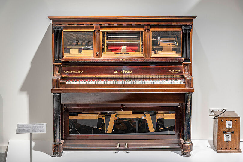 Reproduktionsklavier Welte Mignon in der Ausstellung Musikinstrumente.