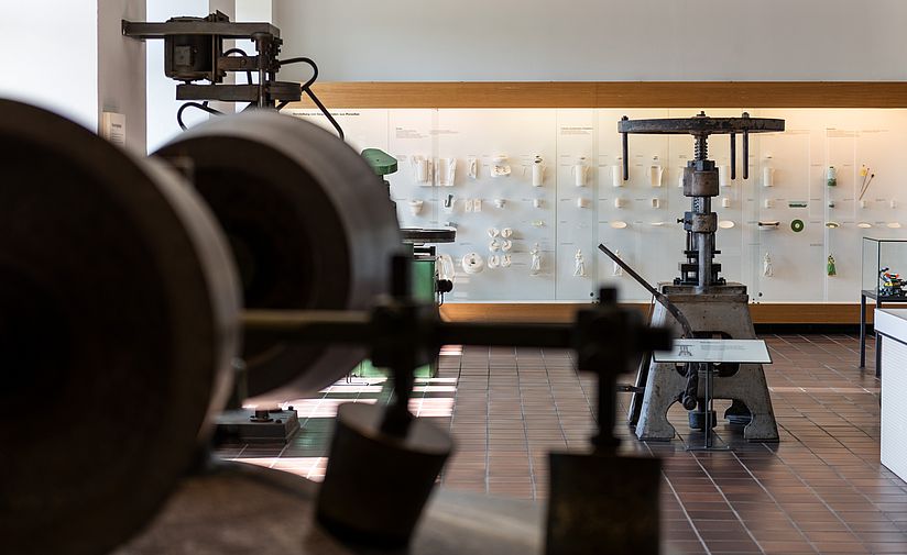 Ausstellungsbereich über die Herstellung der Keramik.
