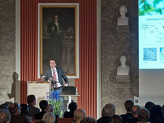 Vortrag im Ehrensaal.