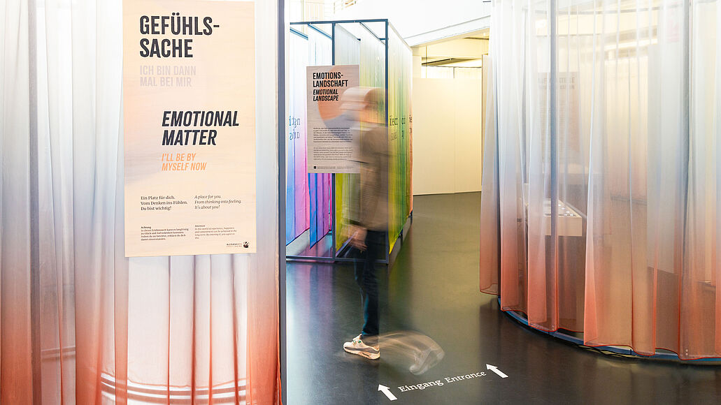 Blick in die Ausstellung Gefühlssache.