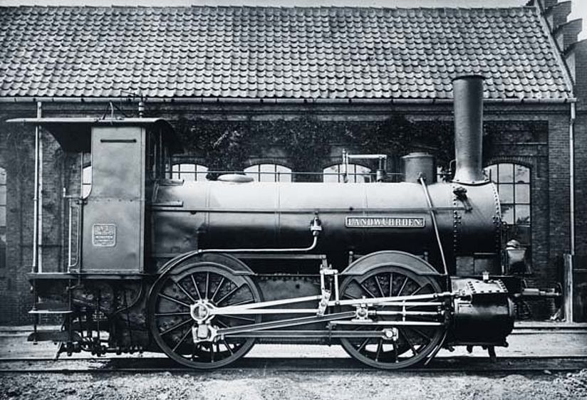 Historical photograph of the passenger locomotive "Landwührden".