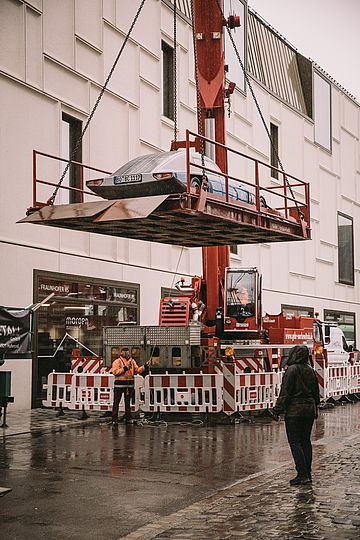 Großexponatausbringung am DMN.