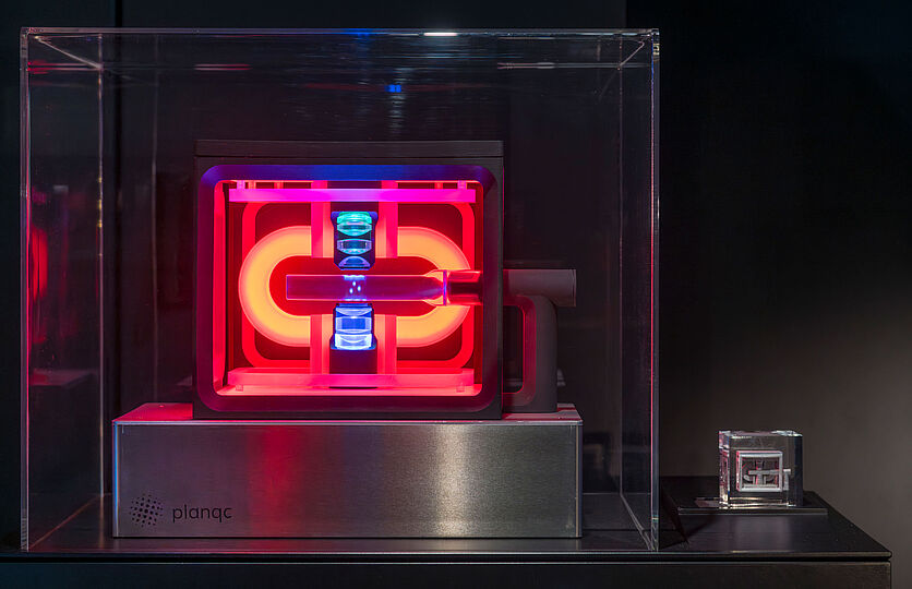 PlanqC Quantencomputer Demonstrator.