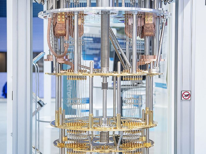 Quantencomputer im Projekt "QUANTA"