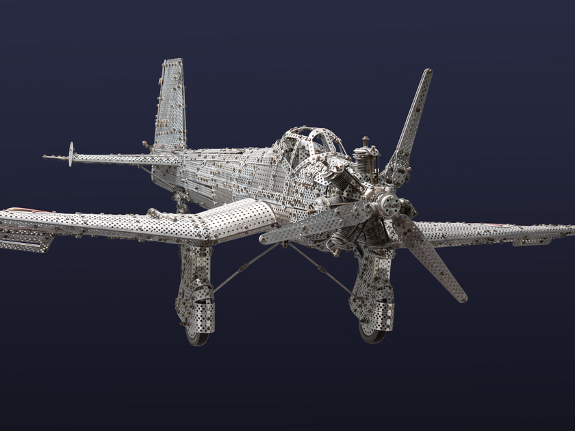 Modellflugzeug aus Metall.