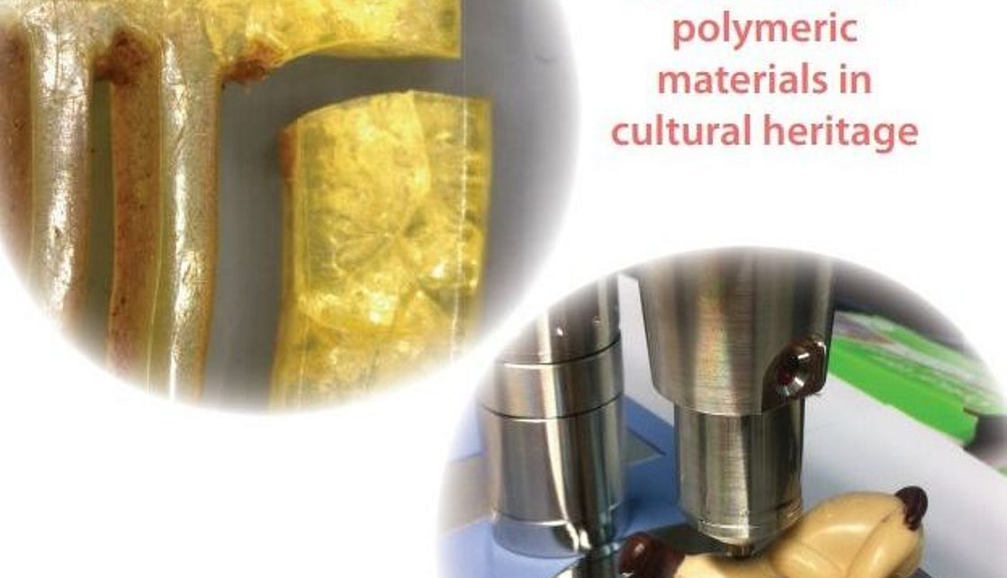 Werbetafel mit zwei Bildern